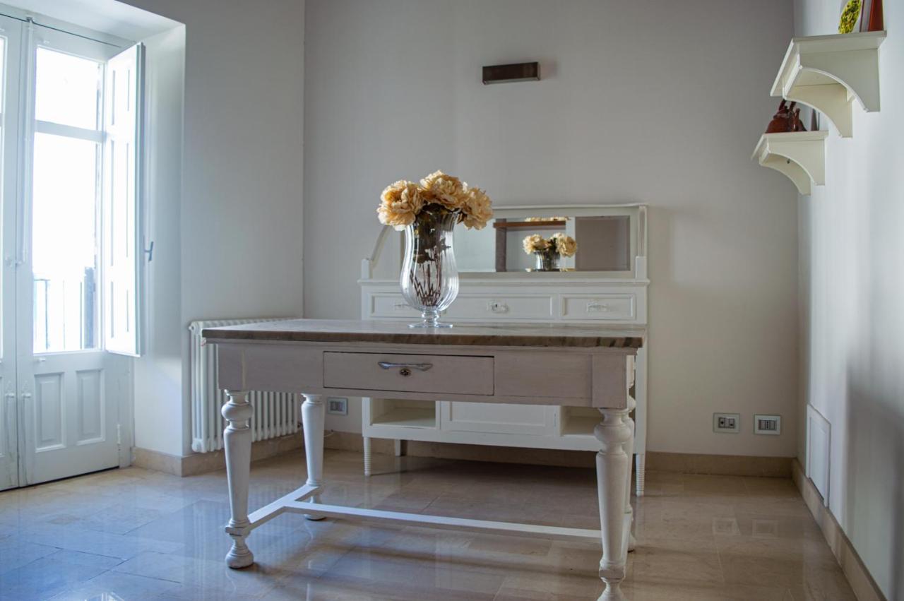 Santa Domenica Guest House II Катания Екстериор снимка