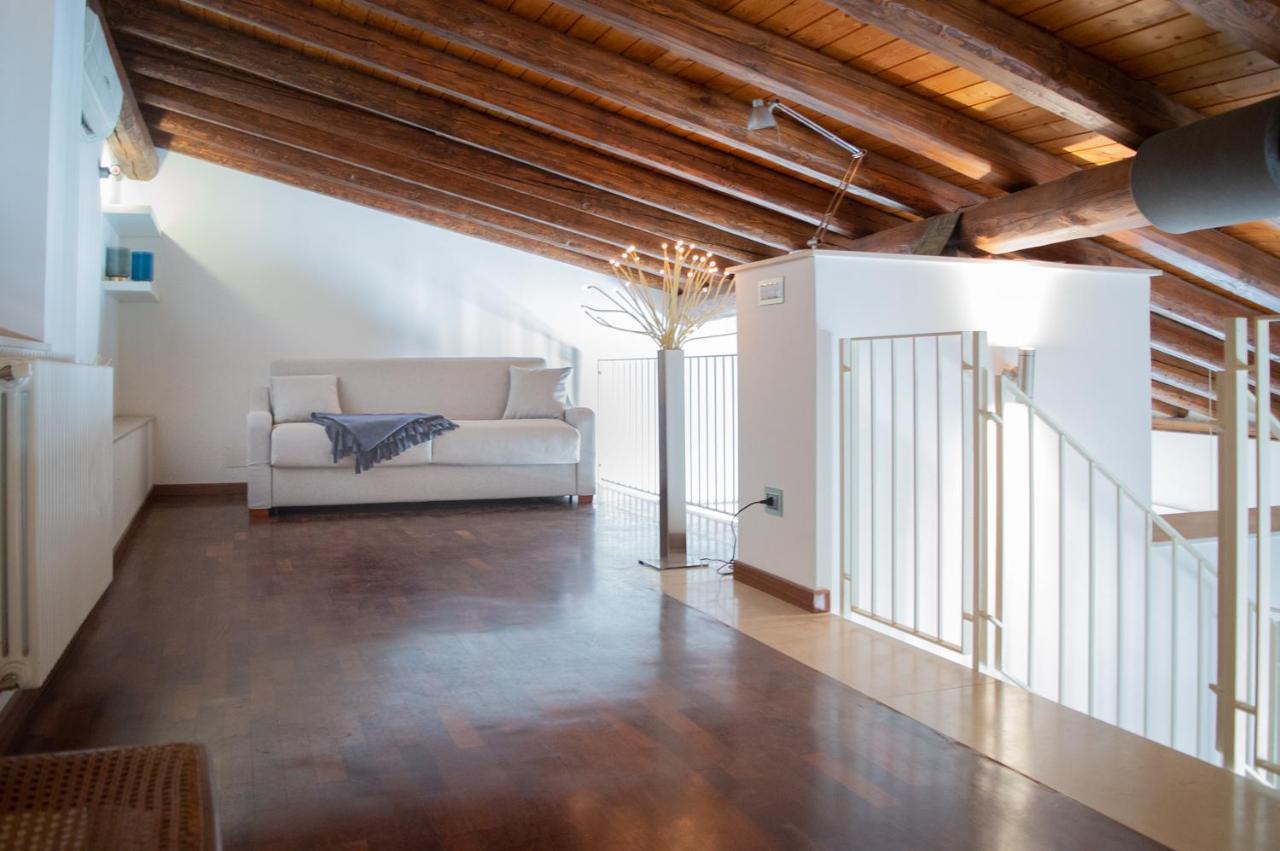 Santa Domenica Guest House II Катания Екстериор снимка